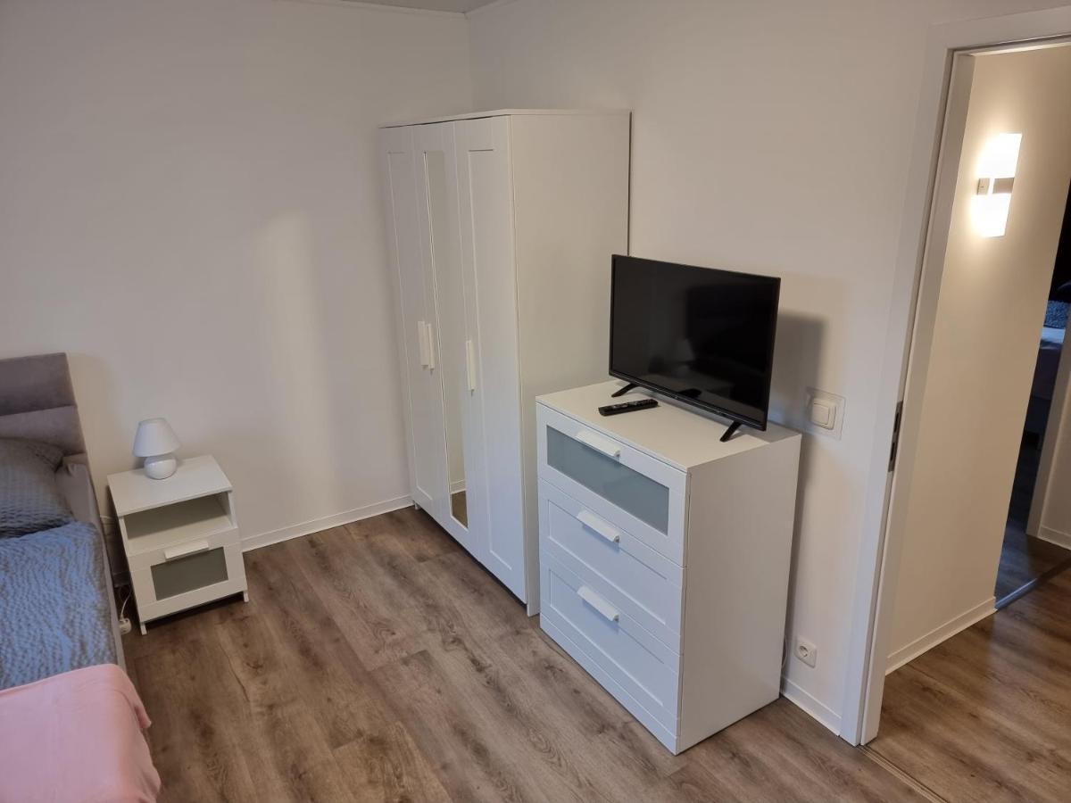 Gaestehaus-Ferienwohnung-Appartement Mit Terrasse - Naehe Kliniken/ Herzzentrum 巴特恩豪森 外观 照片