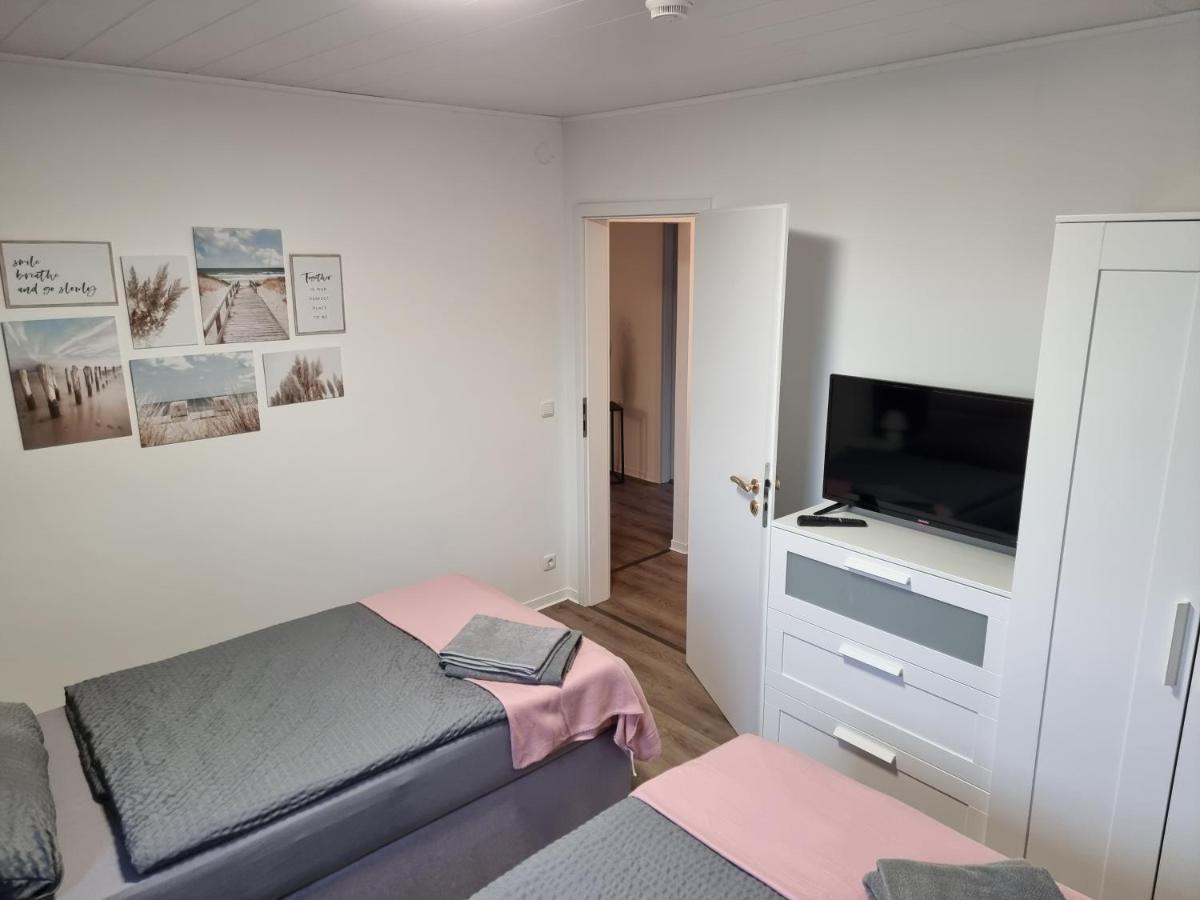 Gaestehaus-Ferienwohnung-Appartement Mit Terrasse - Naehe Kliniken/ Herzzentrum 巴特恩豪森 外观 照片
